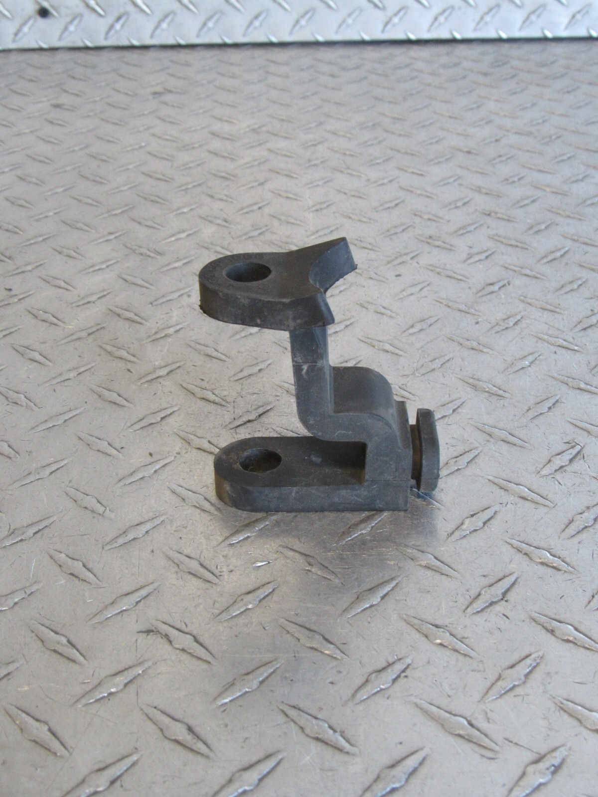 1998 98 KAWASAKI ZX750P ZX 750 ZX7R ZX7 NINJA AIR CLEANER MOUNT DAMPER