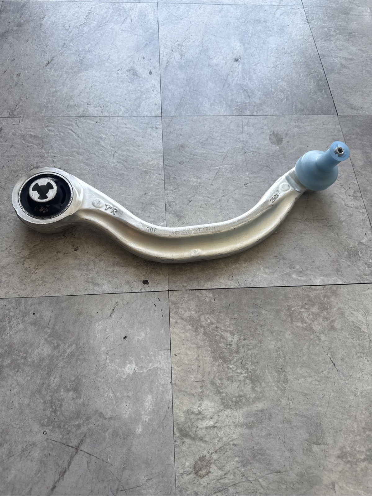 OEM For Tesla 2020-2025 Model Y 2017-2025 Model 3 Front Right Lower Control Arm