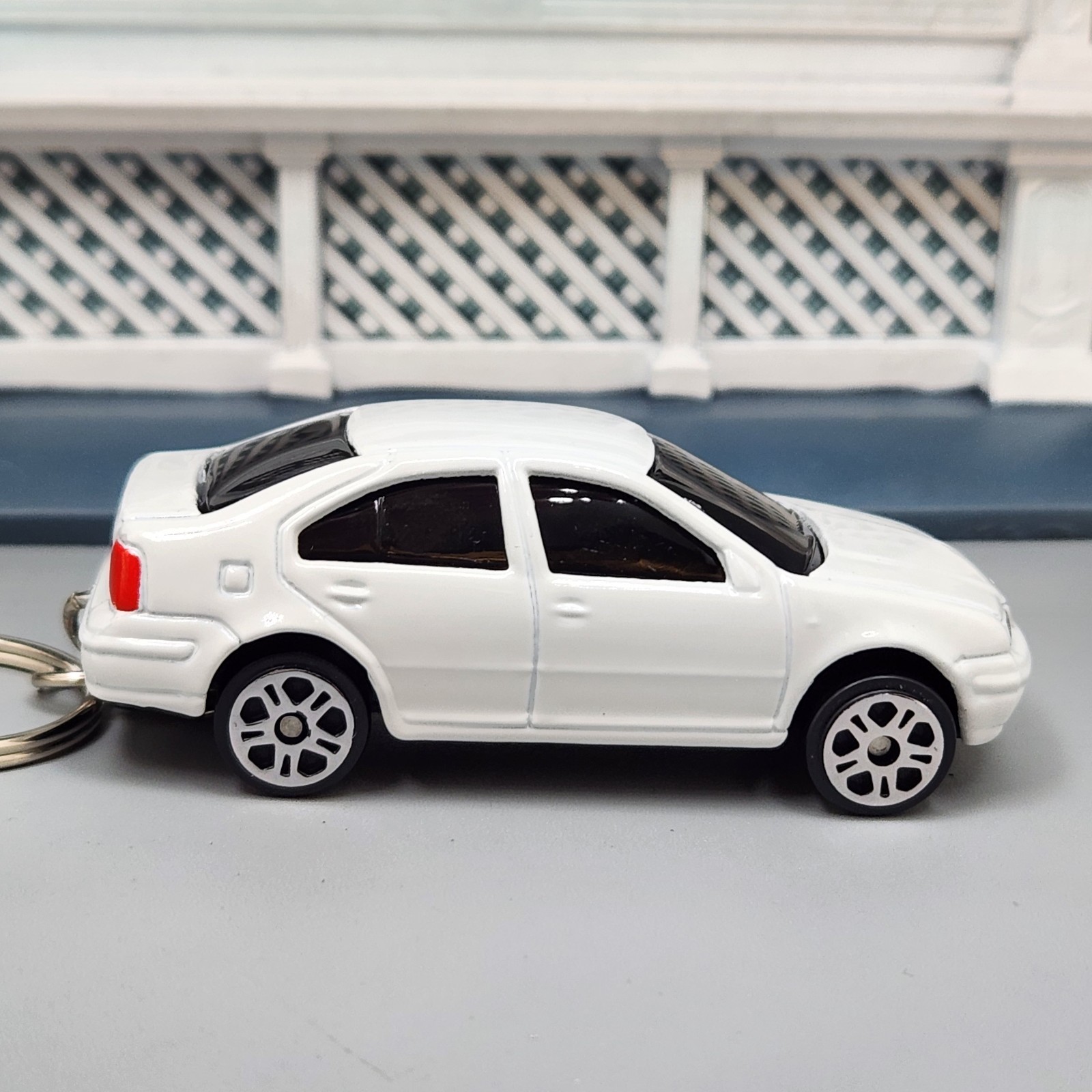 1999-2005 Volkswagen Jetta MK4 White Custom 1/64 Scale Diecast ? GREAT GIFT?