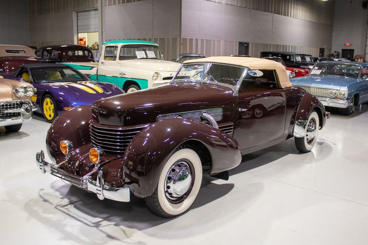 1937 Cord