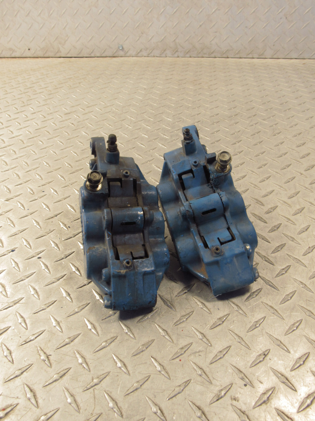 1997 97 KAWASAKI ZX750P ZX 750P 750 ZX7R NINJA FRONT BRAKE CALIPERS