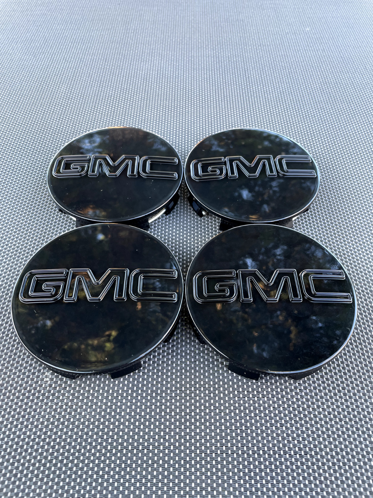 4 X GMC Glossy Black Center Caps 83MM(3 1/4″), Satisfaction Guaranteed!