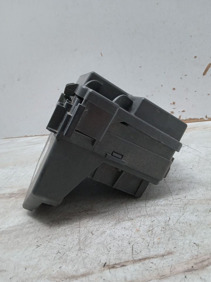 Chassis ECM Multifunction Includes Fuse Box Fits 15-20 CARAVAN 328020