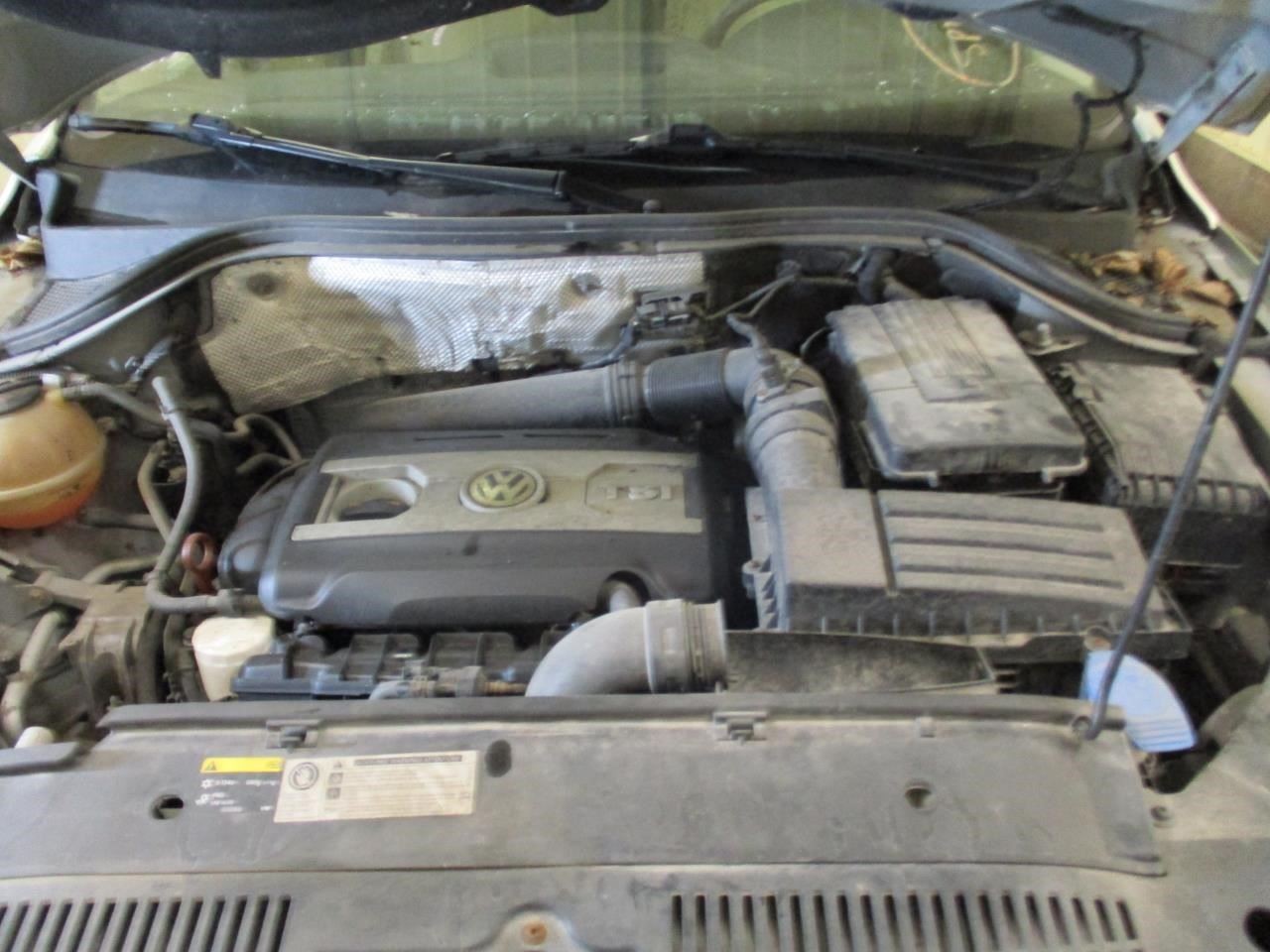 Chassis ECM Communication Interface Box Telephone Fits 12-15 TIGUAN 1729661