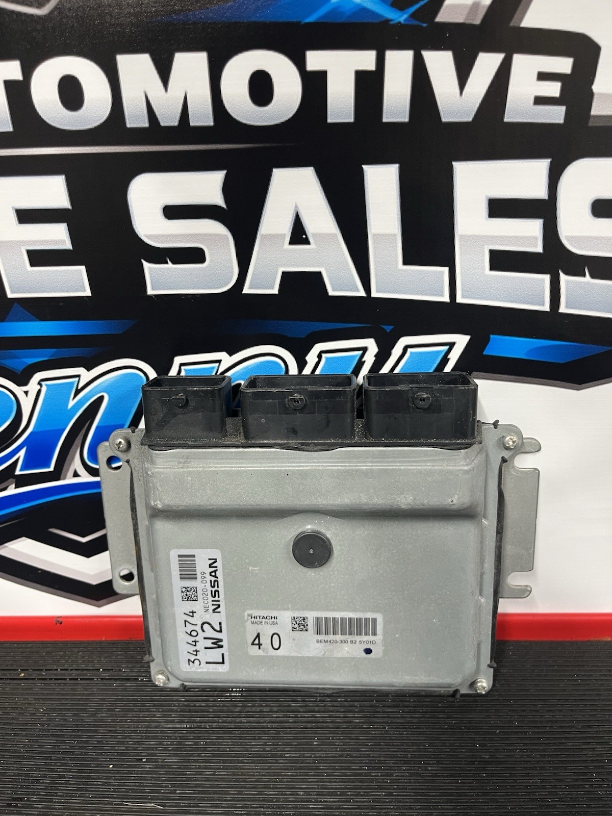2016-2017 Nissan Máxima EMC Engine Computer Module NEC020-099