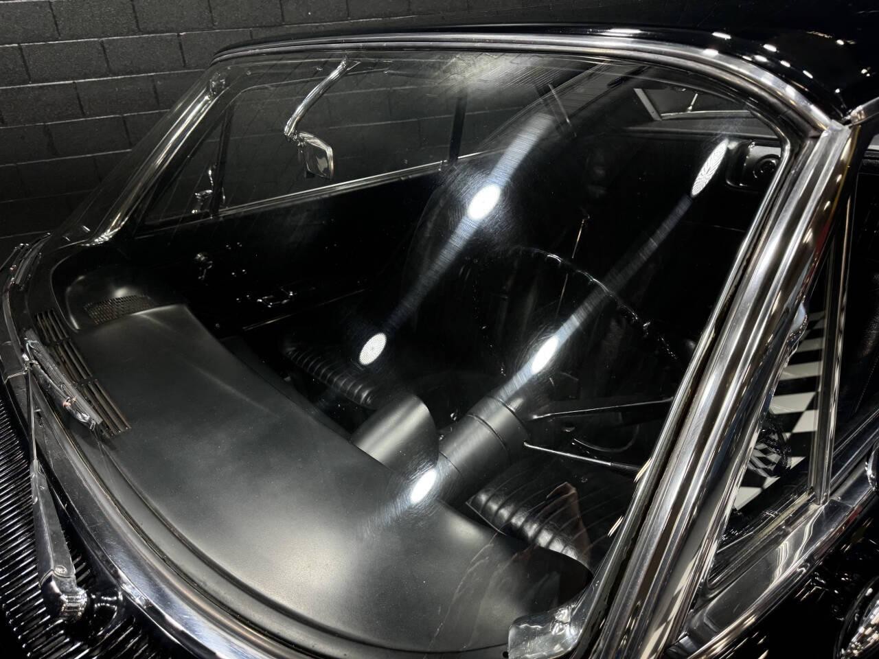 1963 Chevrolet Impala SS 409/340 HP – L-33 NUMBERS MATCHING – 4-Speed