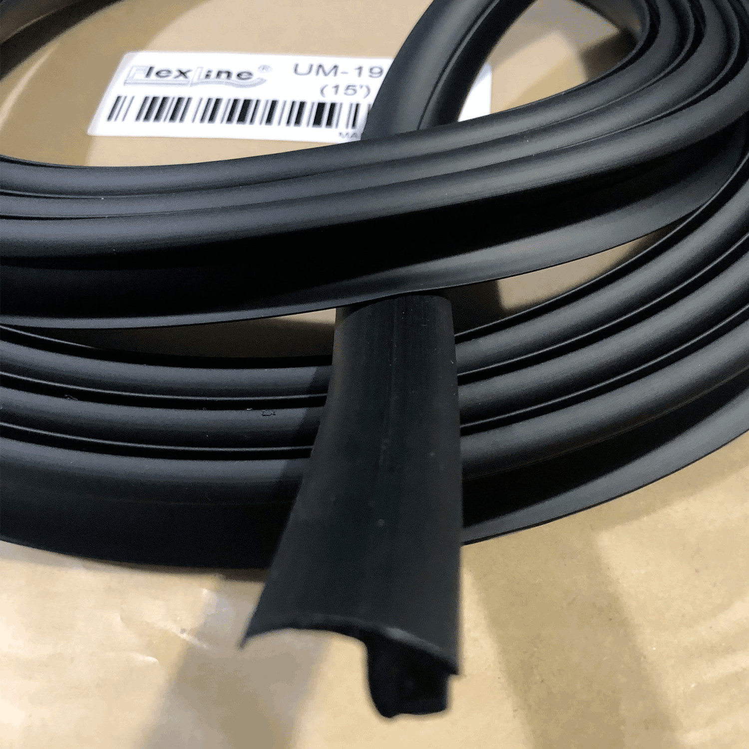 Flexline Windshield Auto Glass Universal Molding Flexible Trim Rubber 19mm 15 FT
