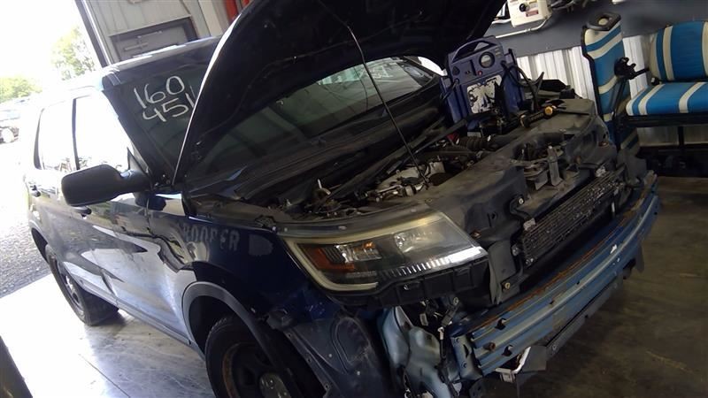 Driver Tail Light With Police Package Wig Wag Fits 16-19 EXPLORER 741289