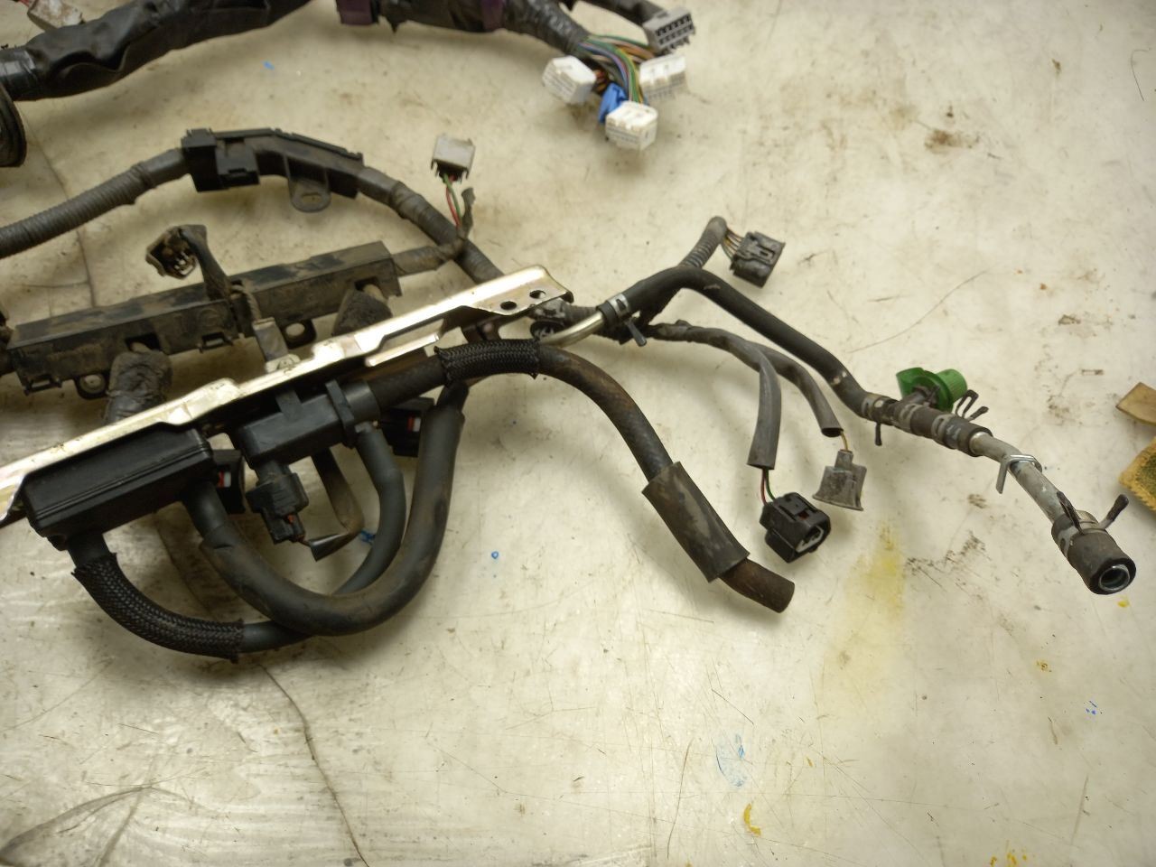 06 TOYOTA HIGHLANDR 3.3L ENGINE WIRE HARNESS AUTOMATIC TRANSMISSION 82121-48130