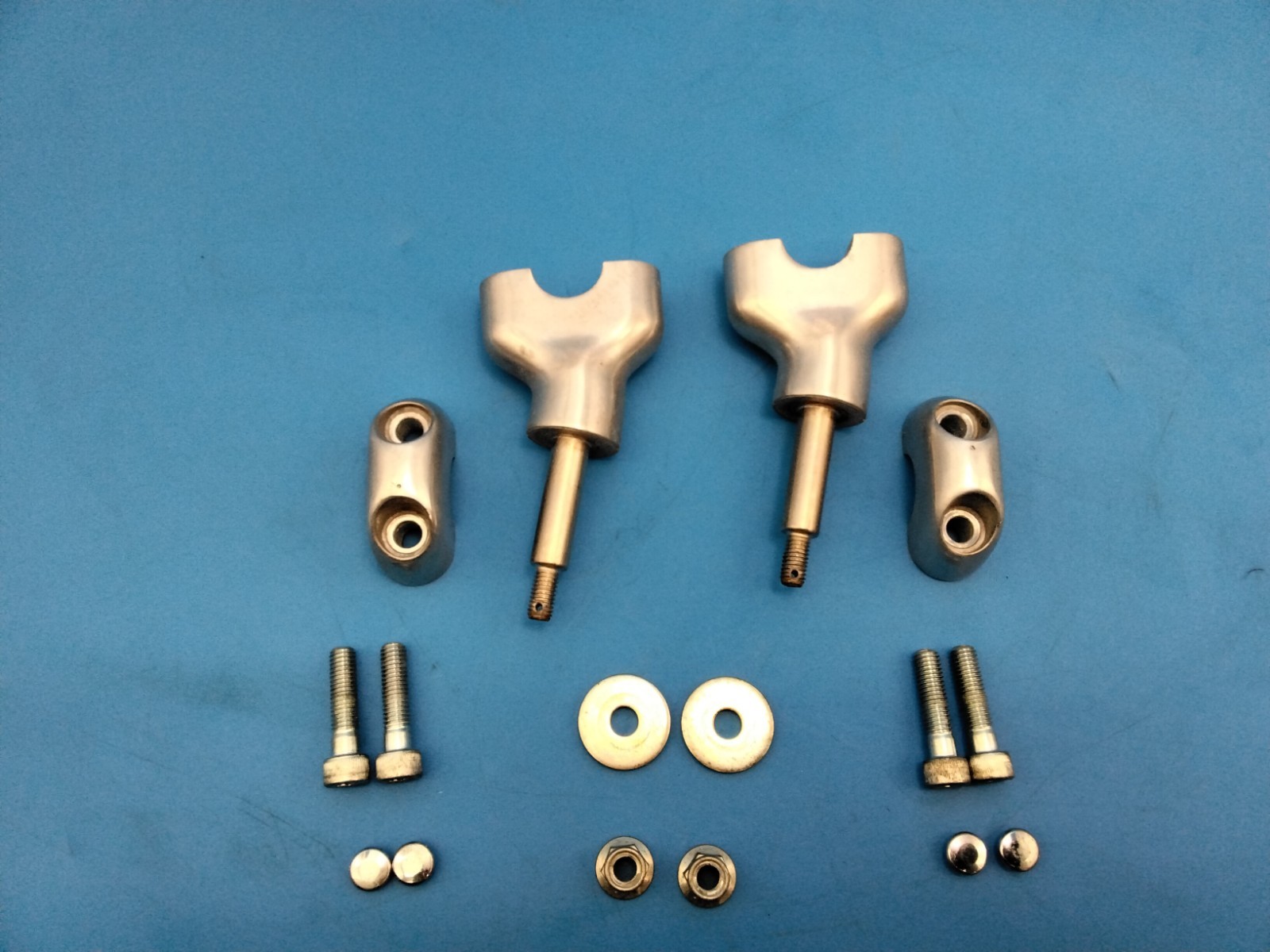 1986-1988 Honda VT 700 800 Shadow OEM Handlebar Risers Nice! VT700 NV750C VT800