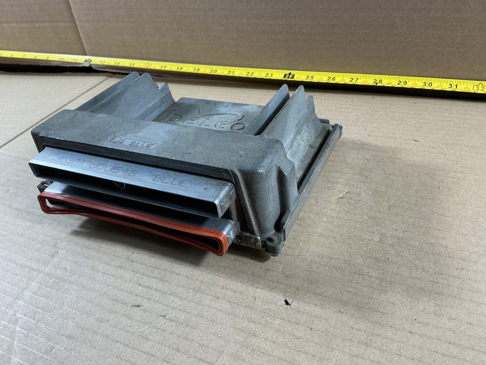 1998 – 1999 Chevrolet Lumina 3.1L Engine Control Module Unit 16236757, 16200870.