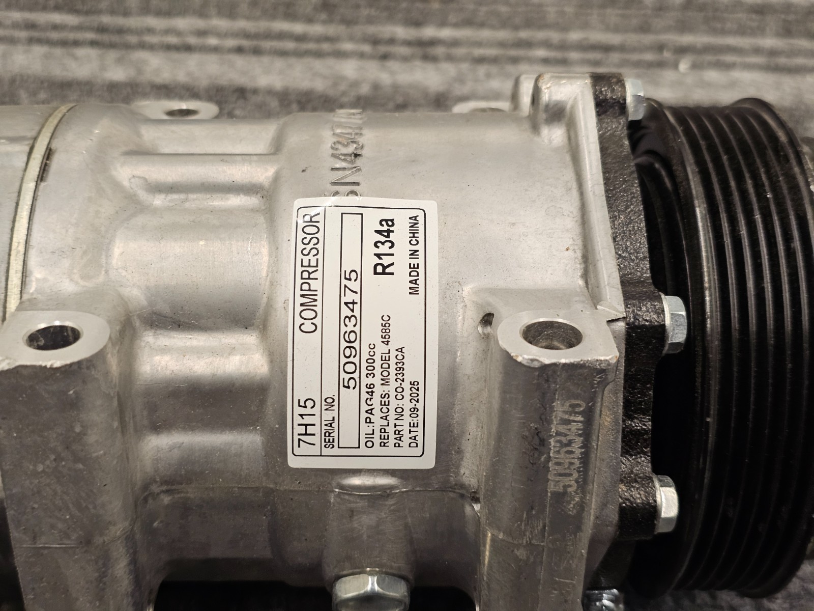 7H15 A/C Compressor fits Sanden 2A Groove 24V Fits CATERPILLAR PN 320-1291