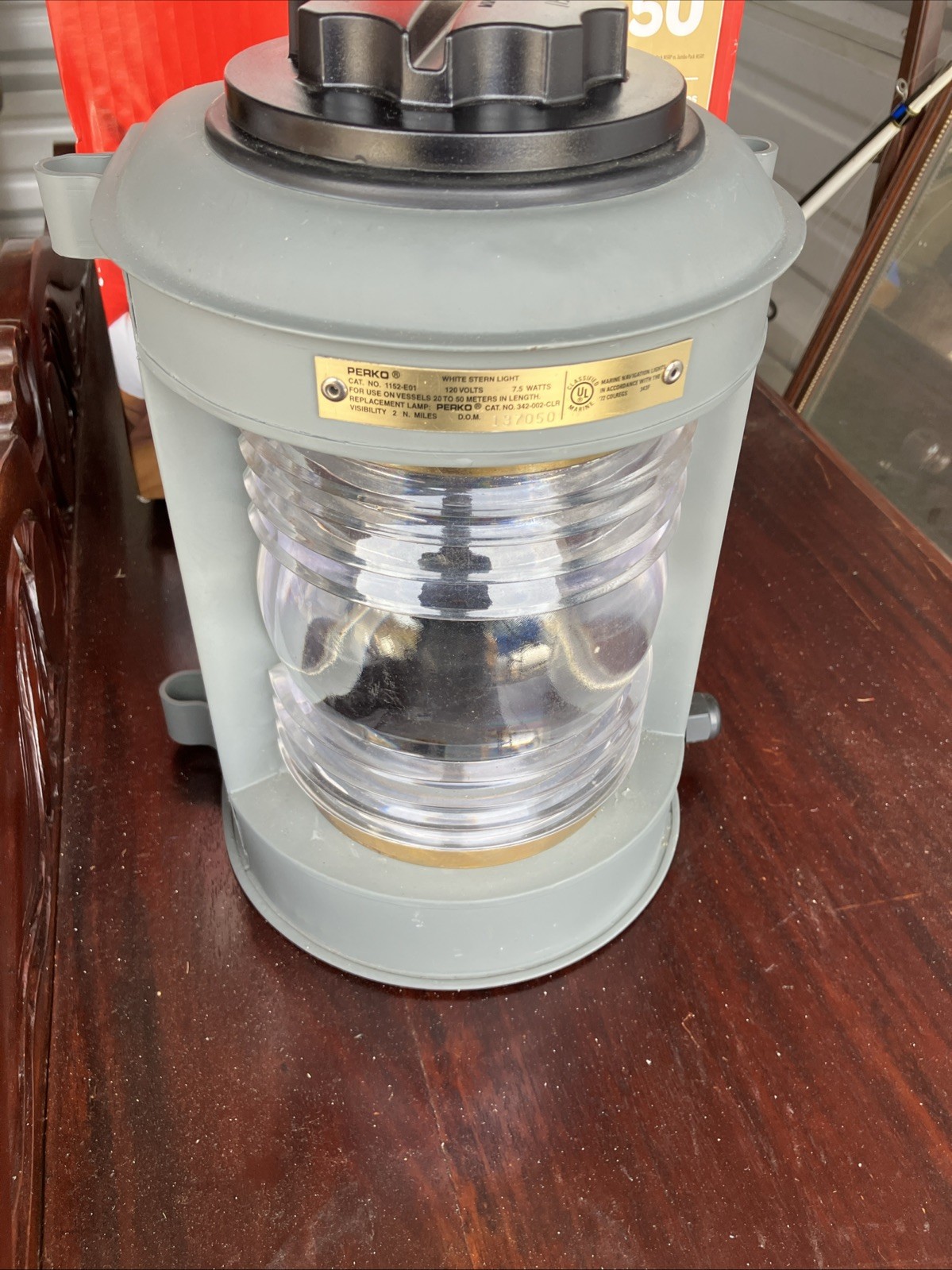 Ship Lattern Perko White Stern Light, Vessels 20-50 Meters, 1152-EO1, 120 V 7.5W