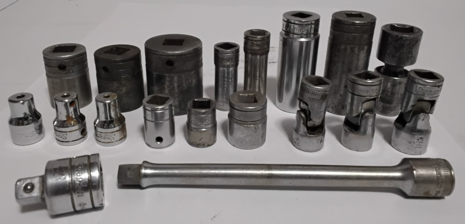 (19) Snap-On Mixed Drive Size Sockets Variety USA 1/4″ 3/8″ 1/2″ 6 & 12 Point