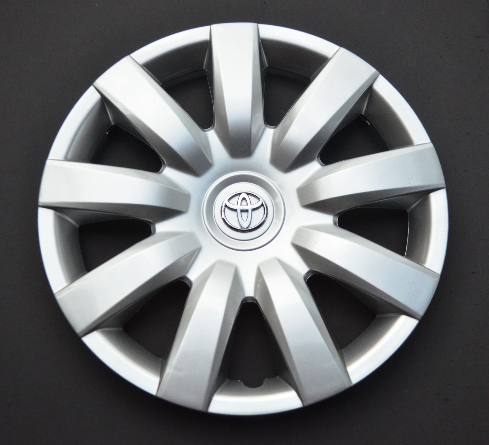 15″ Rim Wheel Cover Hubcap fits 2000 – 2012+ Camry 01 02 03 04 05 06 07 08 09