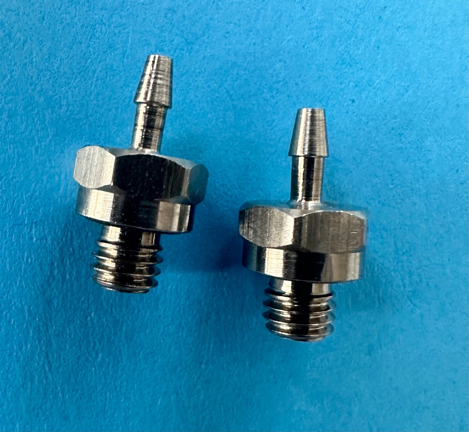 Fitting UNF 10-32 X Hose Barb 1/8” 2mm Air Fuel Gas Oil Boat LOT of 2