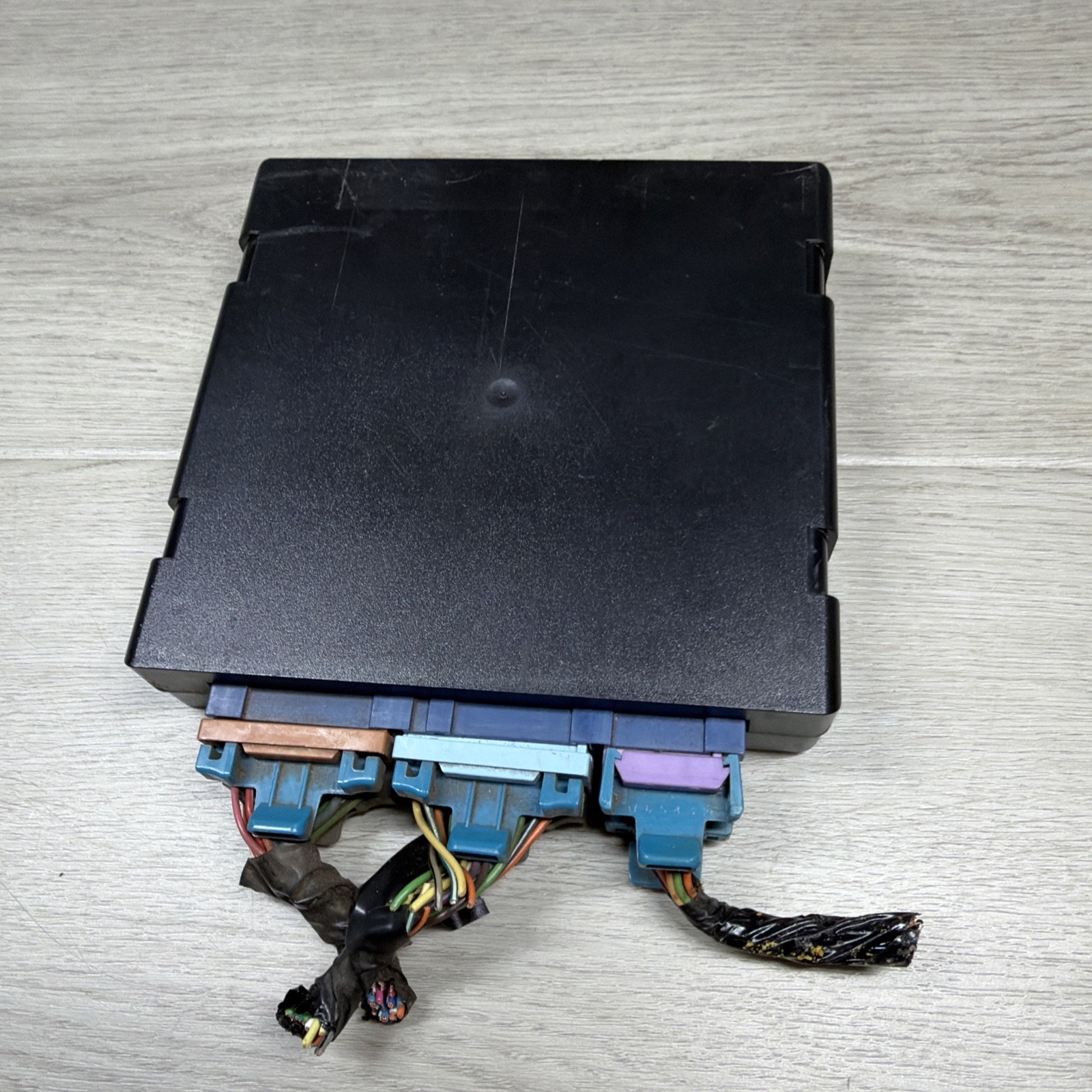 2002-2005 Chevrolet S10 Blazer BCM Body Control Module Unit Module 15095334 OEM