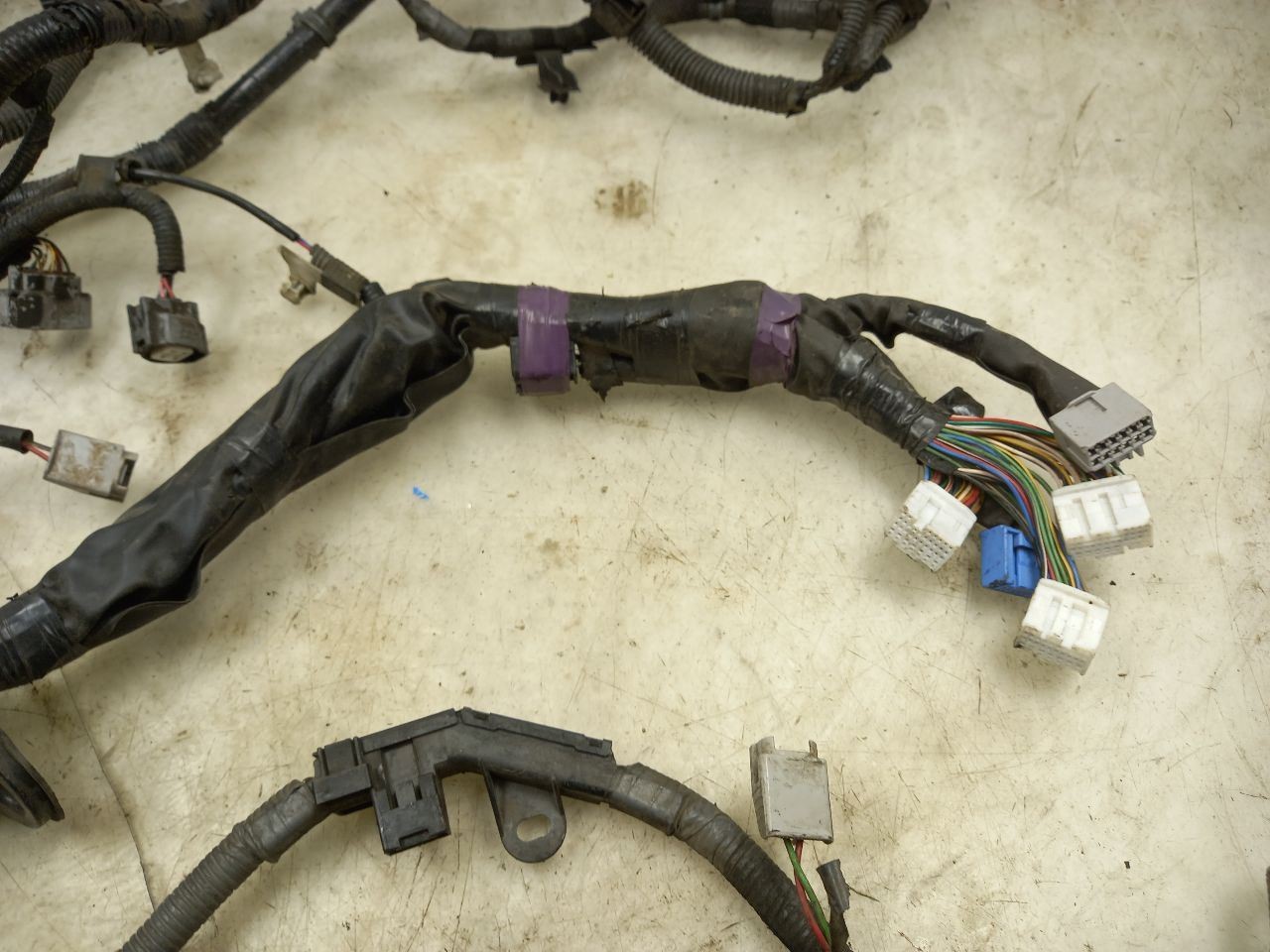 06 TOYOTA HIGHLANDR 3.3L ENGINE WIRE HARNESS AUTOMATIC TRANSMISSION 82121-48130