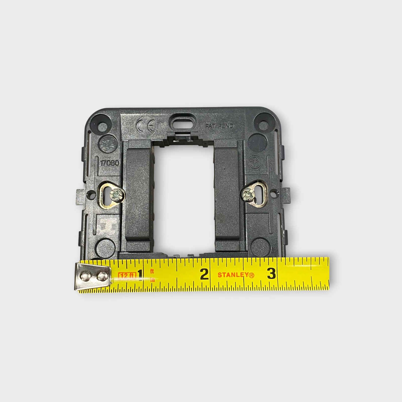 Vimar 17080 1-Module, Grey Mounting Frame with Claws – New Open Box