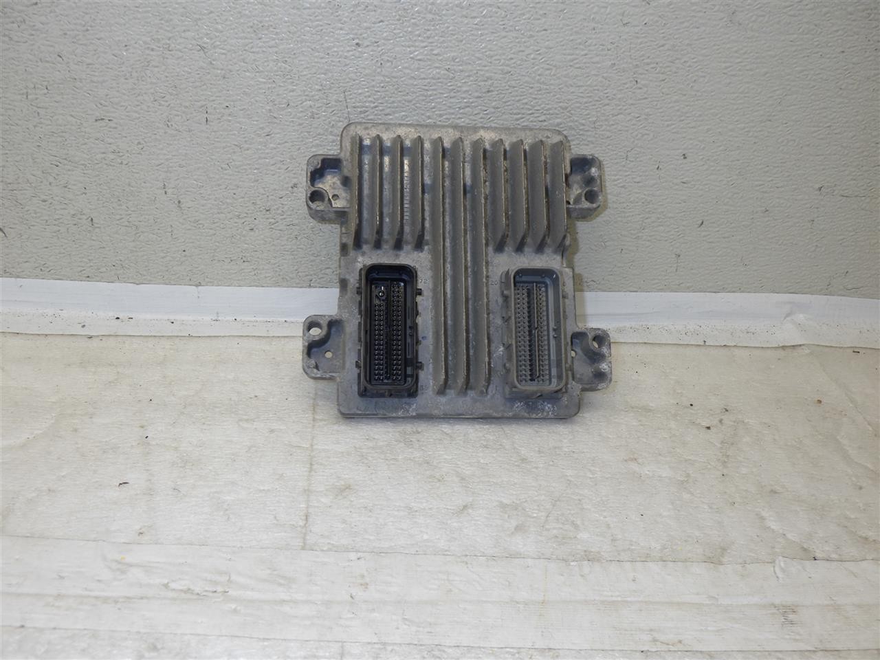 Chevrolet Silverado 1500 2013 Engine Brain Box 12633055 5944