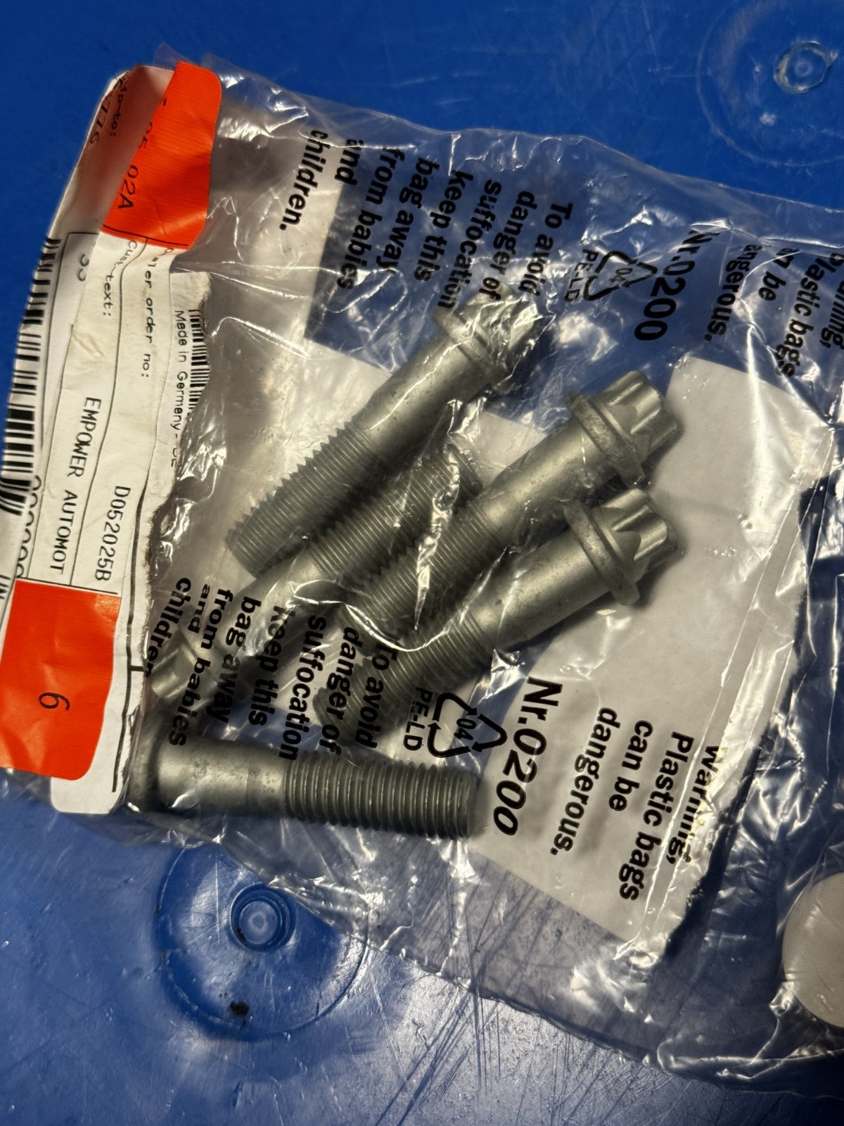 BMW Axle Bolt 33 20 7 572 716