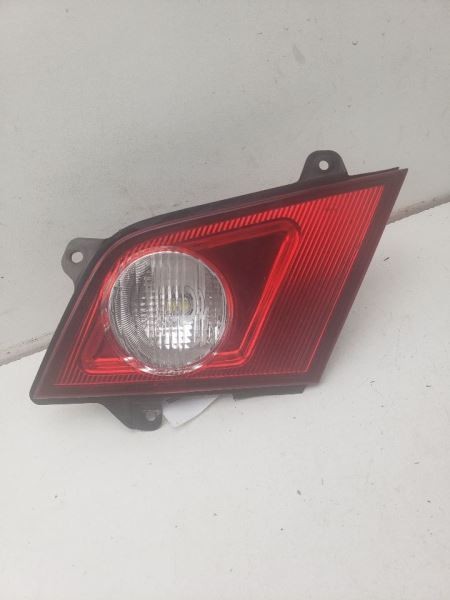 Used Right Tail Light Assembly fits: 2006 Infiniti M35 lid mounted Right Grade A