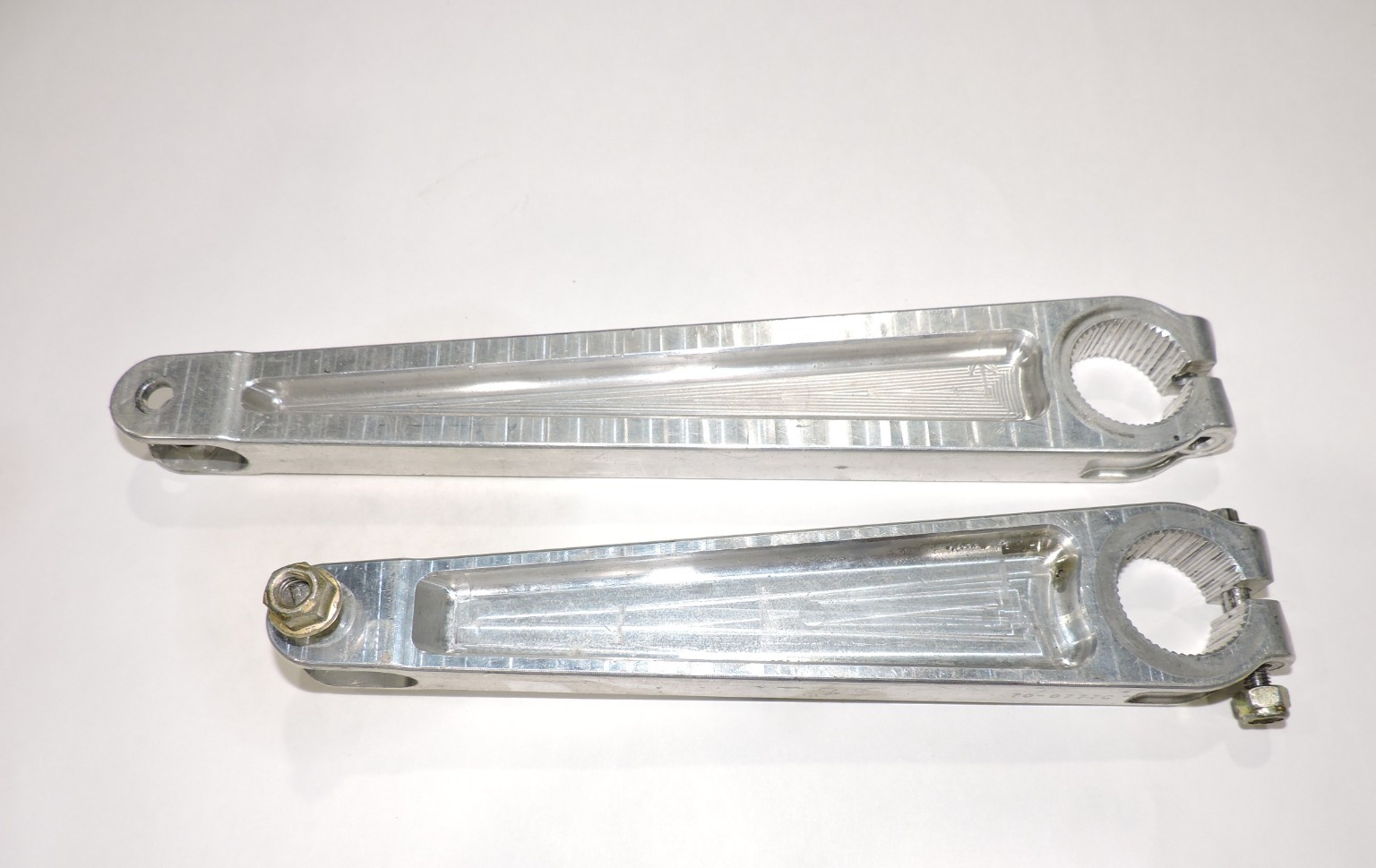 Schroeder 1 1/4″ aluminum rear Sway Bar arms straight version 10″ / 8″ NASCAR