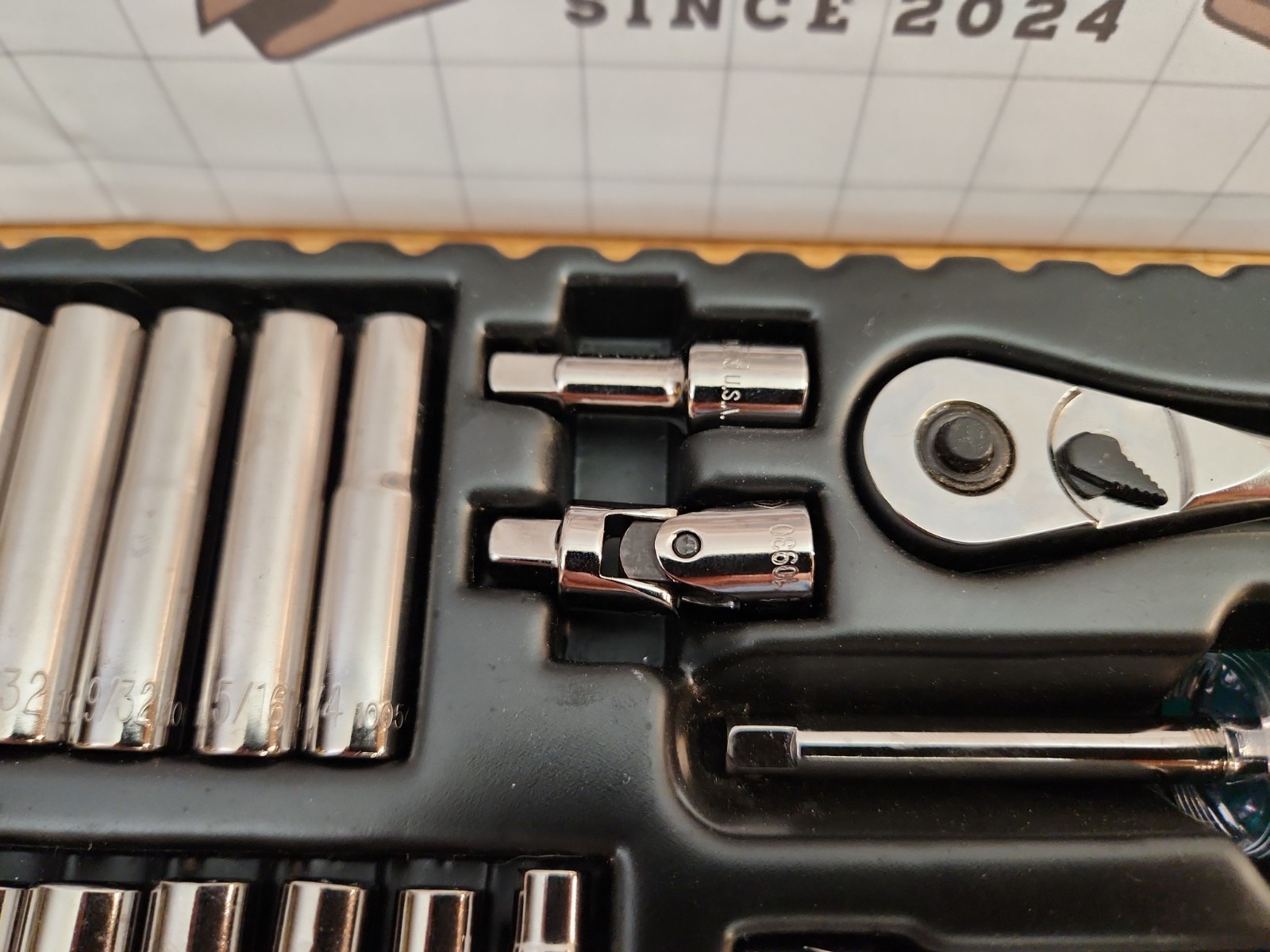 Allen Tools 1/4″ Drive Ratchet Set, Spinner Handle, Deep & Shallow Sockets 10900