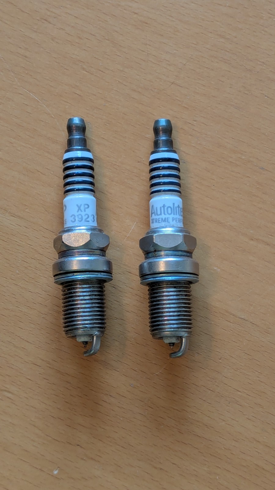 Autolite XP3923 Iridium Spark Plugs (2)