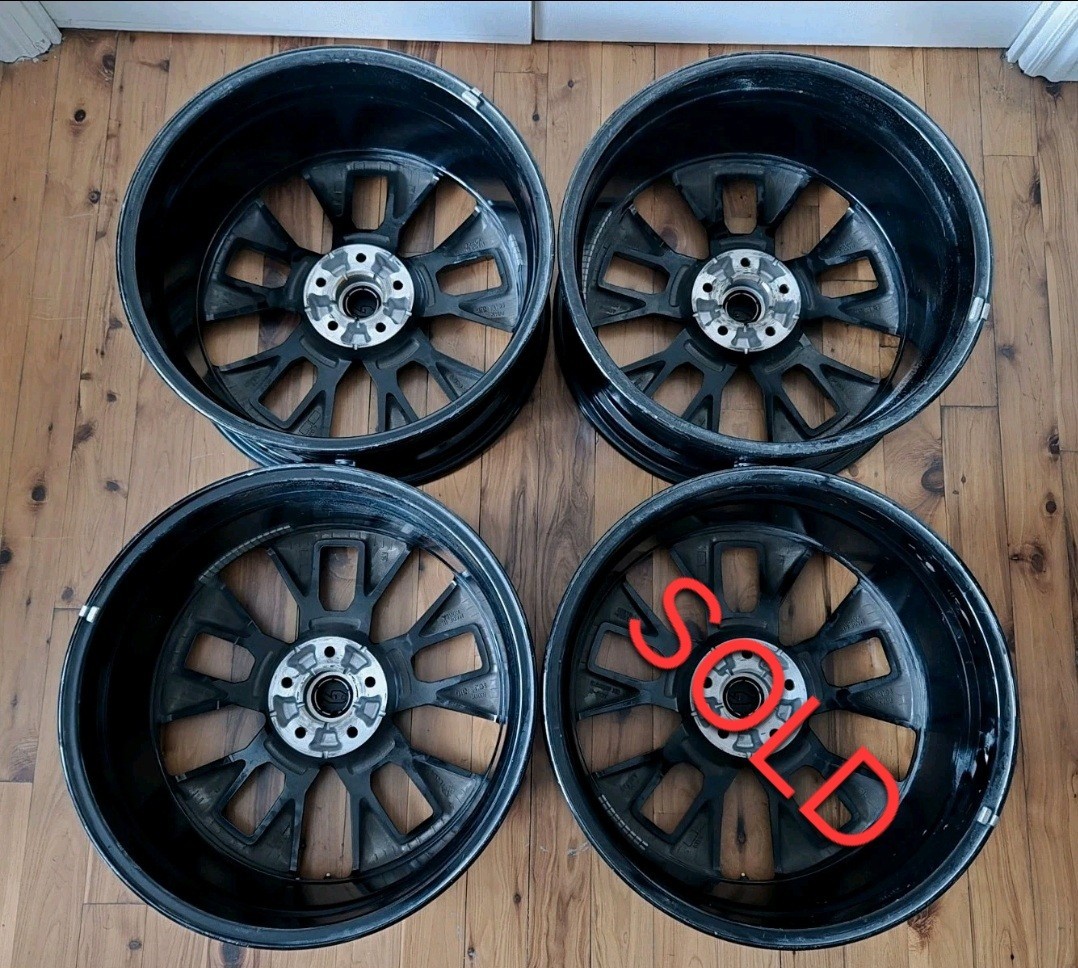 GENUINE 20×8 5 Kia Factory SINGLE Rim OEM 52910-P2810 Wheel 24 25 26 Sorento