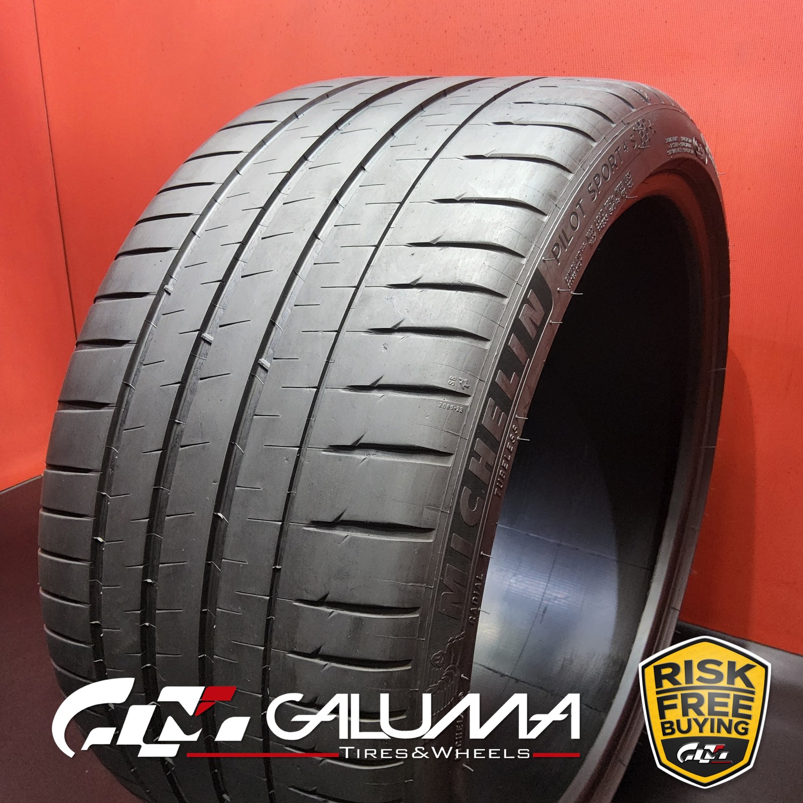 1 Tire Michelin Pilot Sport 4S ★ XL 285/30ZR20 285/30/20 2853020 99Y #96481