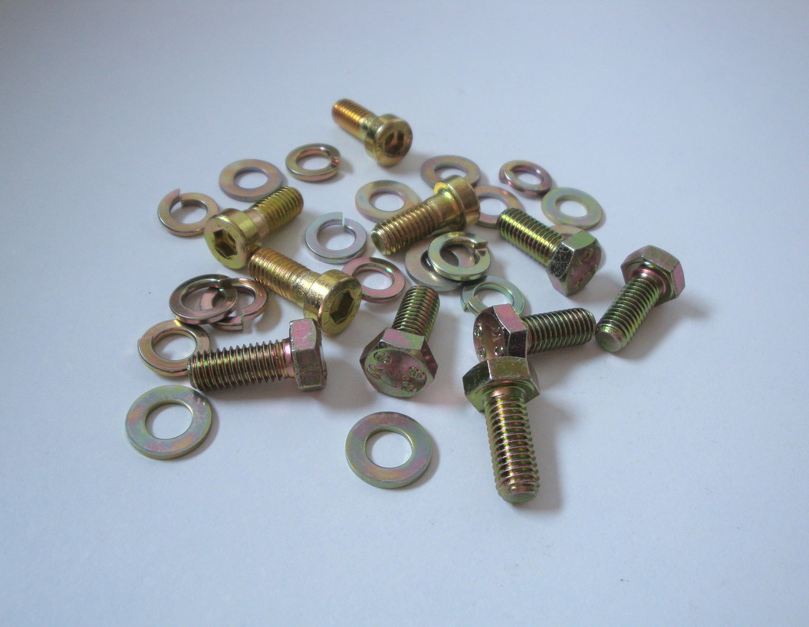 Bolt Kit Hood Hinges for Porsche 911 72-89