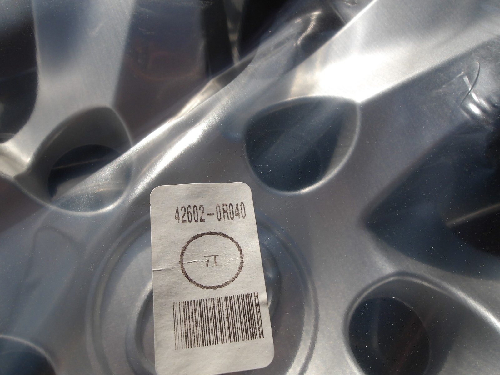 SET OF 4 TOYOTA RAV4 HUBCAPS 2019 TO 2025 FACTORY ORIGINAL 17″ WHEEL COVERS OEM
