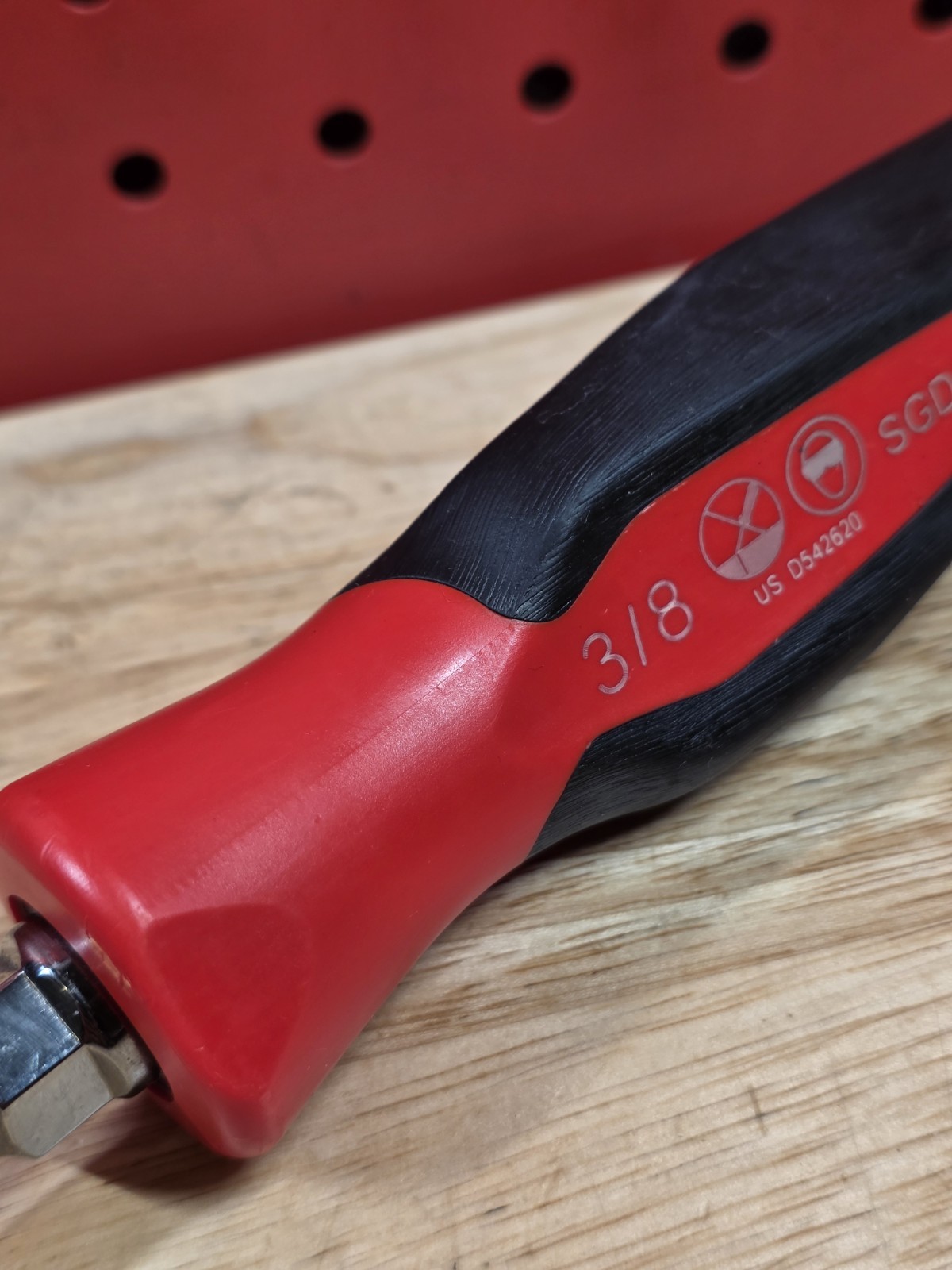 Snap-on Tools SGD6B 5/16″ Tip Flat Slotted Head Screwdriver W/ Red Handle