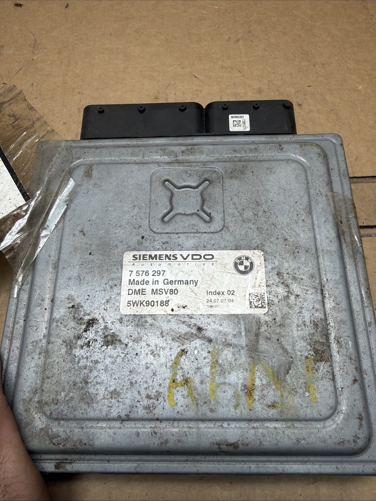 2008-2010 528i ECM Electronic Control Module 7576297