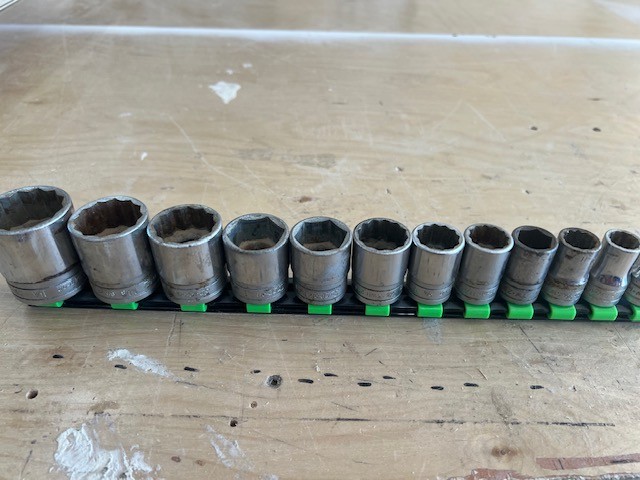 12 pc Snap On Tool SAE Socket Set 1/2″ Drive 6 & 12 Point 7/16 – 1 1/4