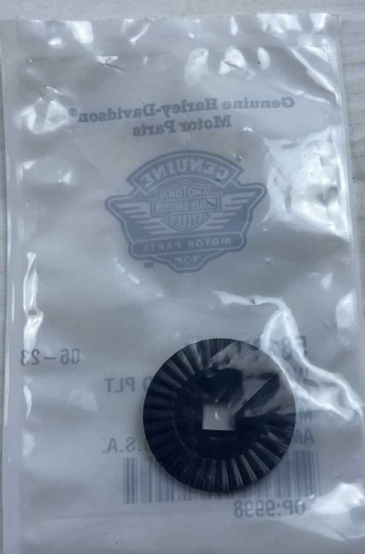 HARLEY DAVIDSON GENUINE WASHER SERRATED PLASTIC/NYLON LOWER FAIRING 58105-05