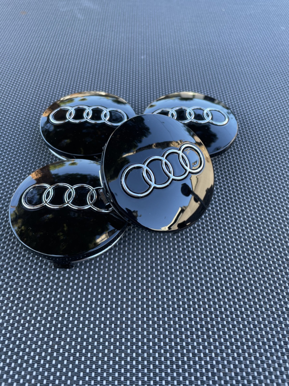 AUDI 4x BLCK 60 mm/2.36in Wheel Rim Center Hub Cap