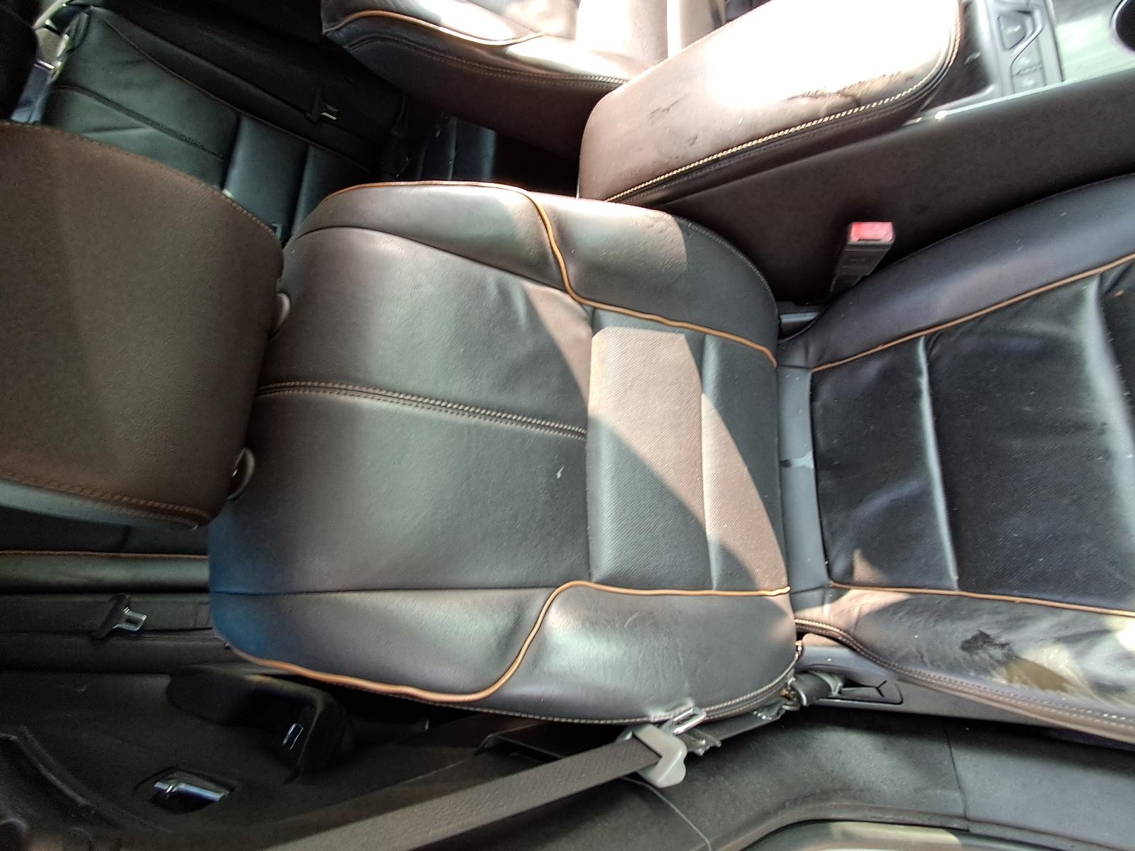 Used Instrument Panel Air Bag fits: 2018 Chevrolet Impala front passenger knee G
