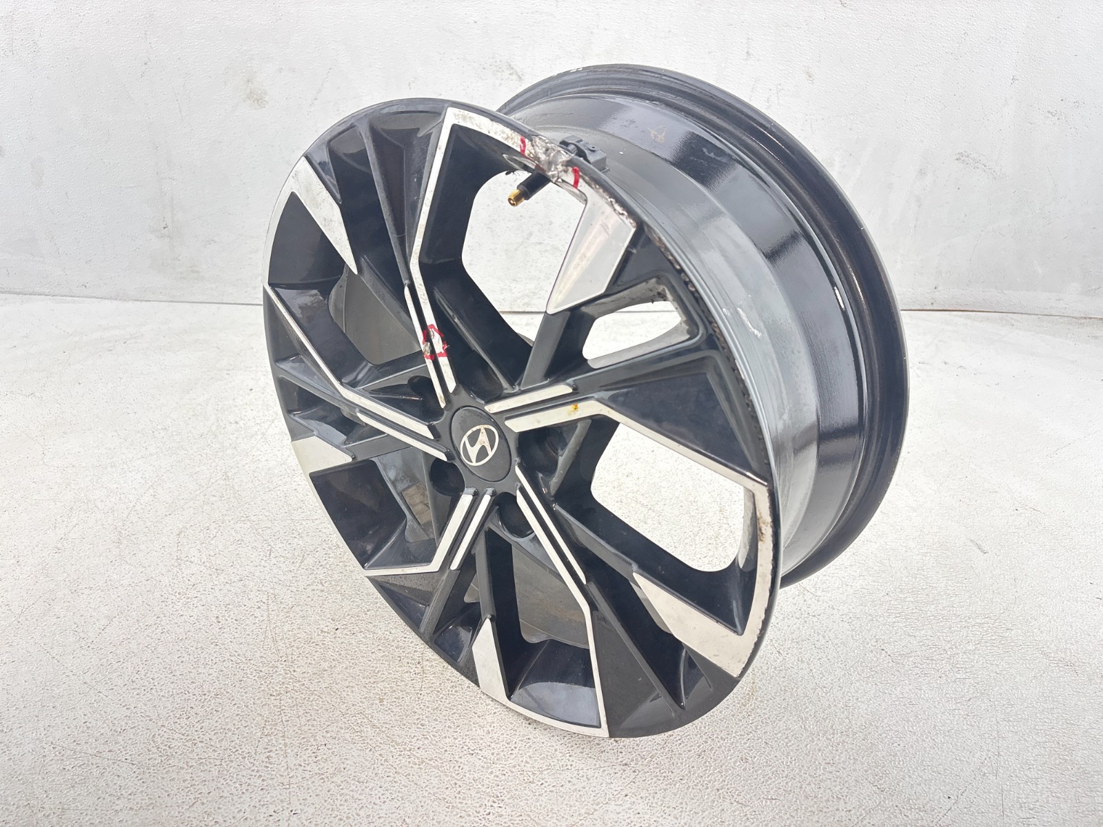 2024 – 2025 HYUNDAI SONATA 17X7 5 LUG MACHINED FACE BLACK WHEEL RIM SEE PIC!!!!!