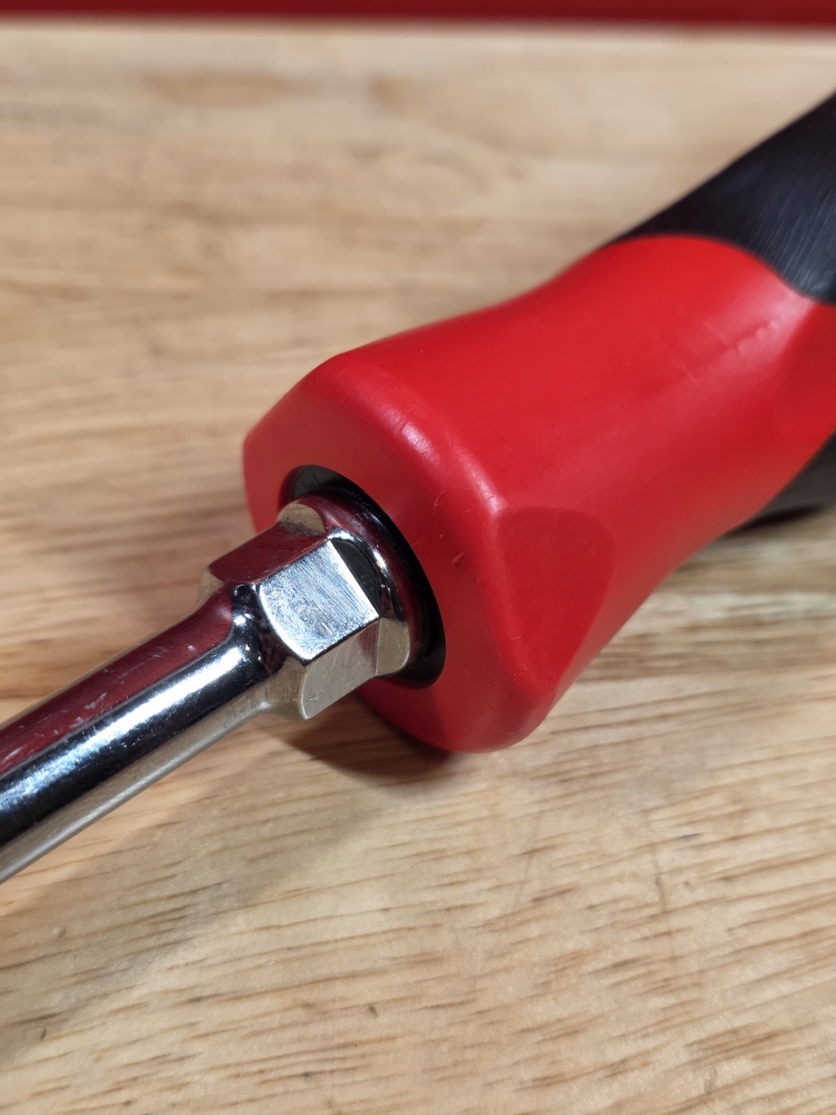 Snap-on Tools SGD6B 5/16″ Tip Flat Slotted Head Screwdriver W/ Red Handle