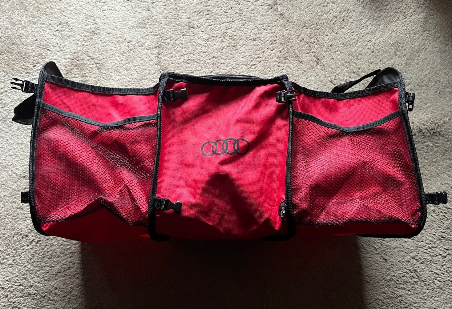 Audi Genuine Tailgate Trunk Organizer w/ Cooler, Red – AUD5175
