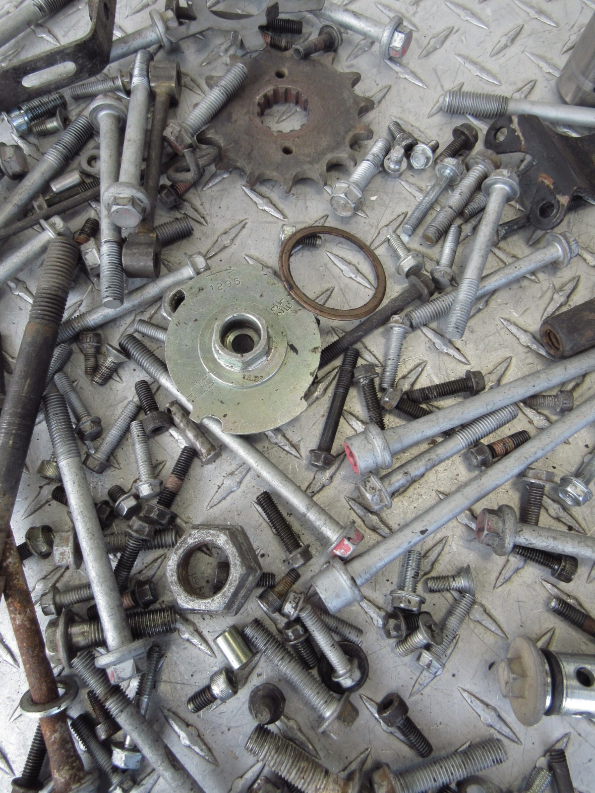 2000 00 KAWASAKI ZX750P ZX 750P ZX7R NINJA ENGINE MISC BOLTS LOT