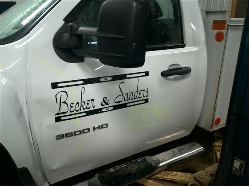 Front Drive Shaft Fits 11-18 SIERRA 2500 PICKUP 10174452