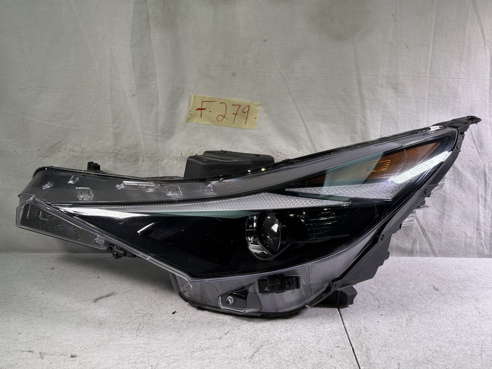 NON-OEM 2021-2023 Hyundai Elantra LEFT Halogen(W/O/LED)Headlight FOR(92101AB000)