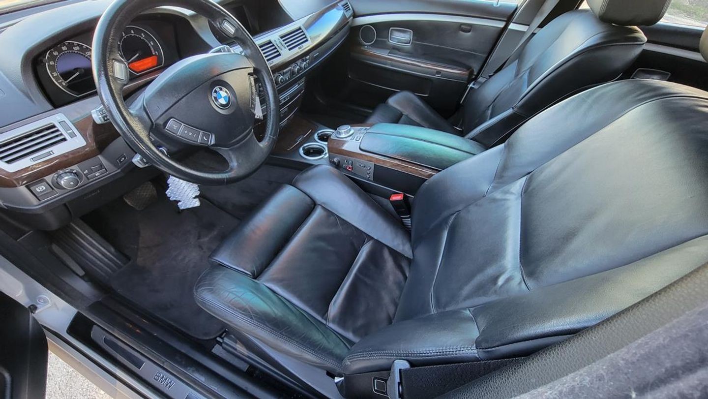 2006 BMW 750Li