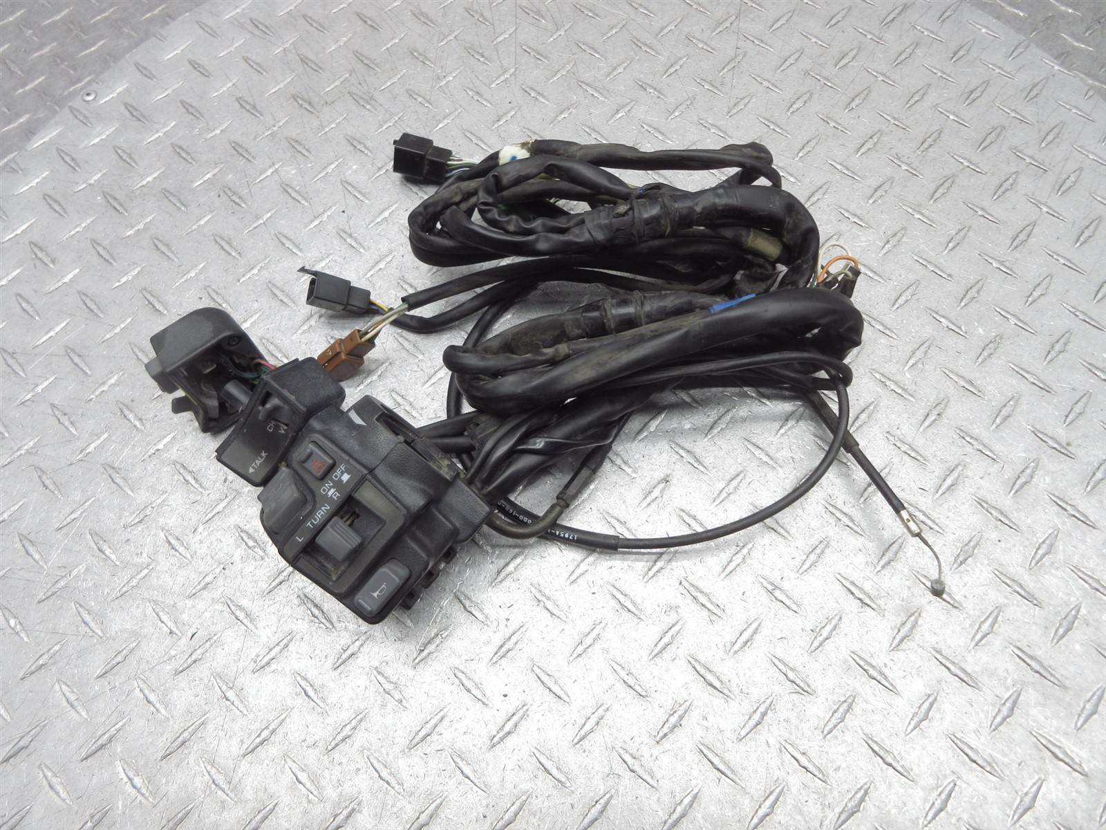 1991 91-94 Honda GL1500 Goldwing OEM Left Handlebar Switch