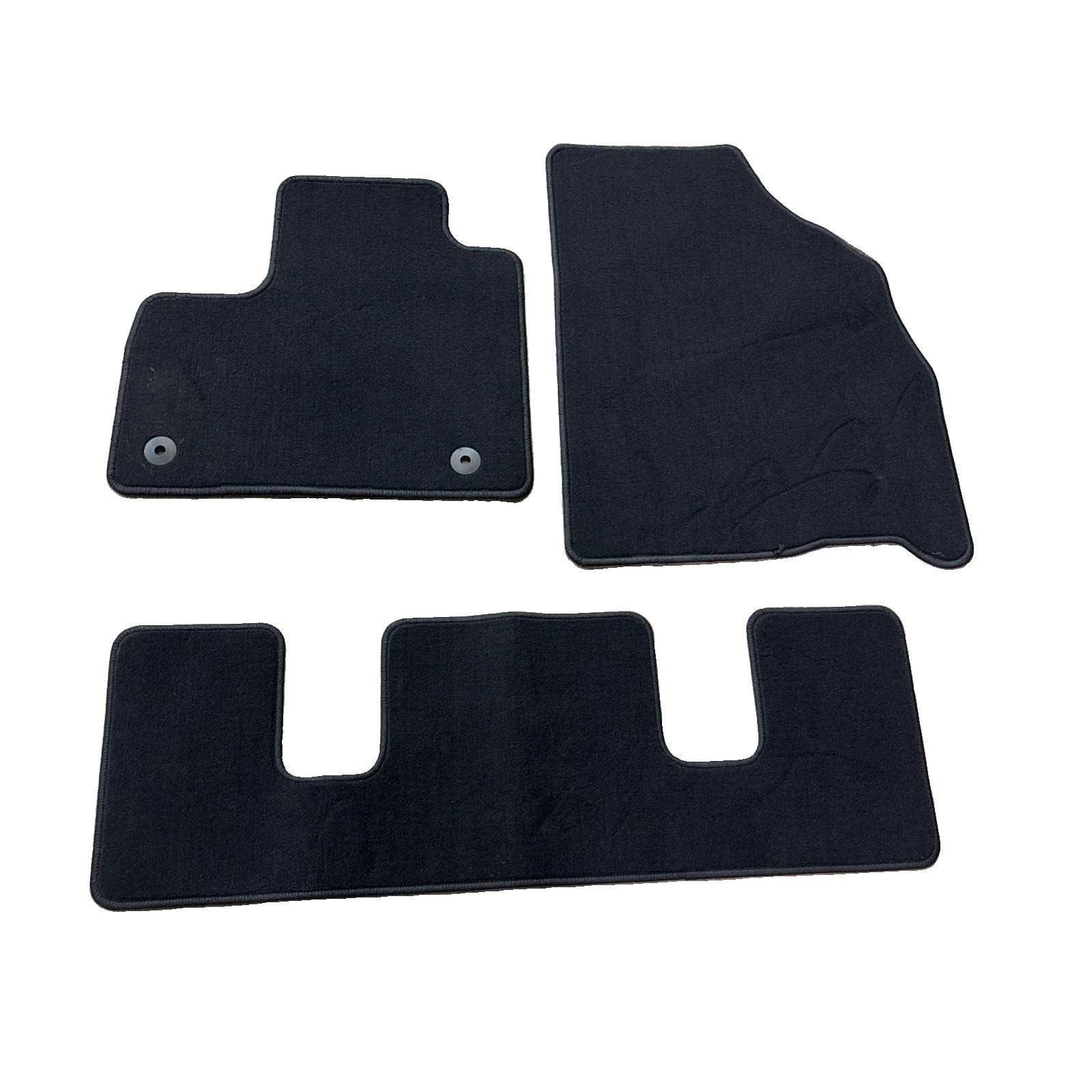 2018 Chevy Traverse 3 piece Carpet Mats OEM 84214708