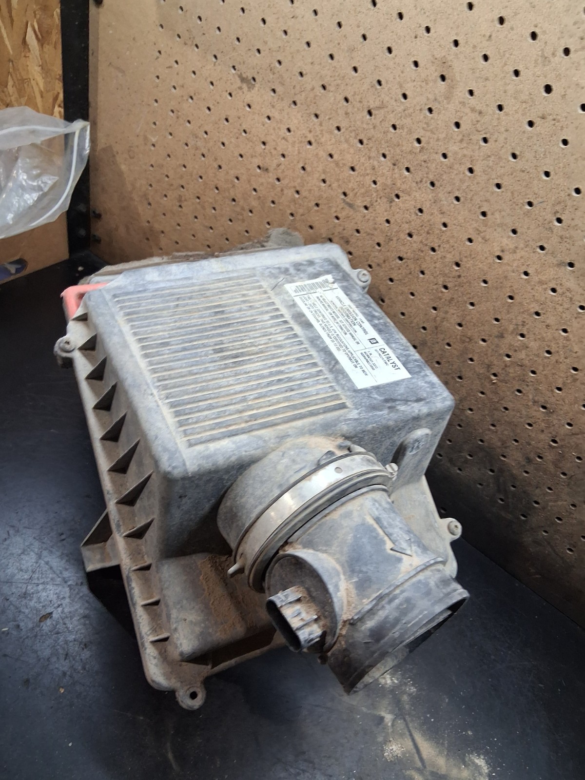 99-2008 Chevy Silverado 1500 Air Cleaner Filter Box Oem Intake Housing 5.3l B55