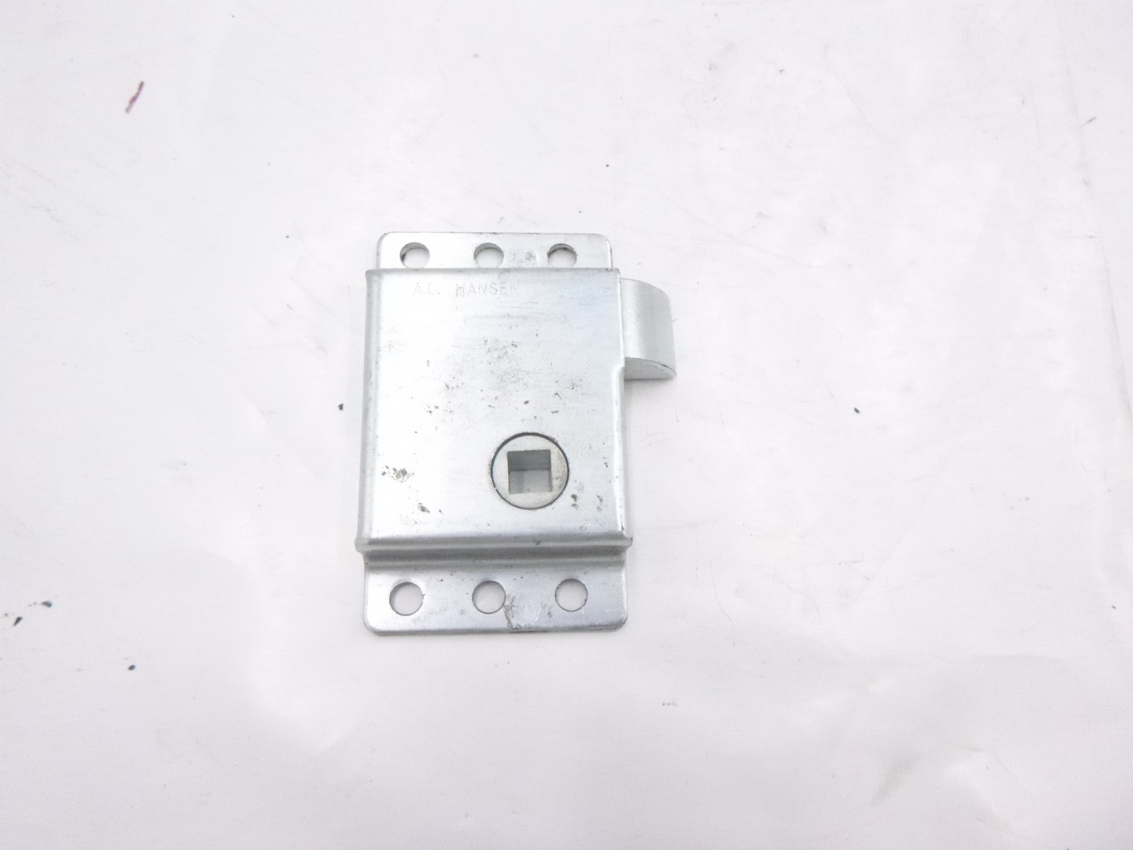 Genuine AL Hansen 3L-31-603 Right Hand Bumper Latch